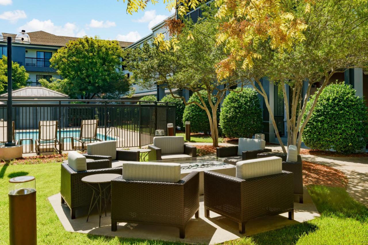 Courtyard By Marriott Dallas Льюисвилл Экстерьер фото