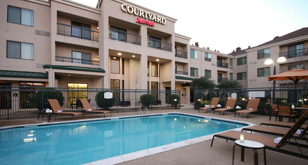 Courtyard By Marriott Dallas Льюисвилл Экстерьер фото